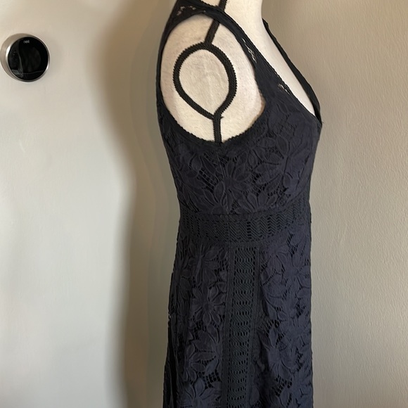 Nanette Lepore lace dress - Picture 4 of 10